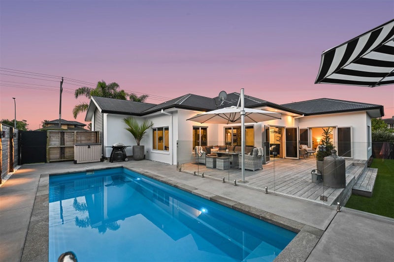 94 Rototuna Road, Rototuna, Hamilton - Carousel 1