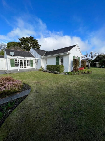 13 Highgate Avenue, Merivale, Christchurch - Carousel 1