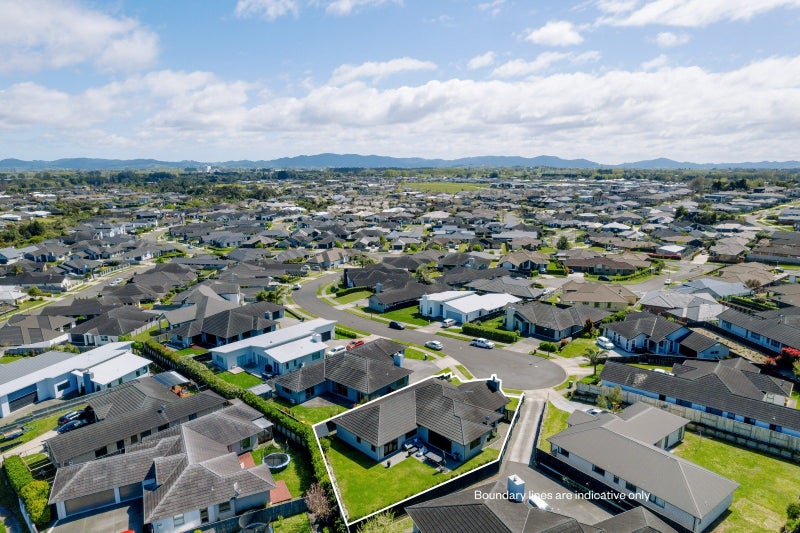 22 Miranda Place, Flagstaff, Hamilton - Carousel 2