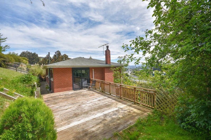 7 Winifred Street, Concord, Dunedin - Carousel 1