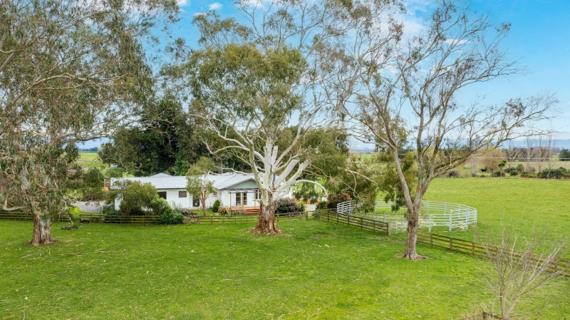 116 Station Road, Waipukurau - Carousel 1