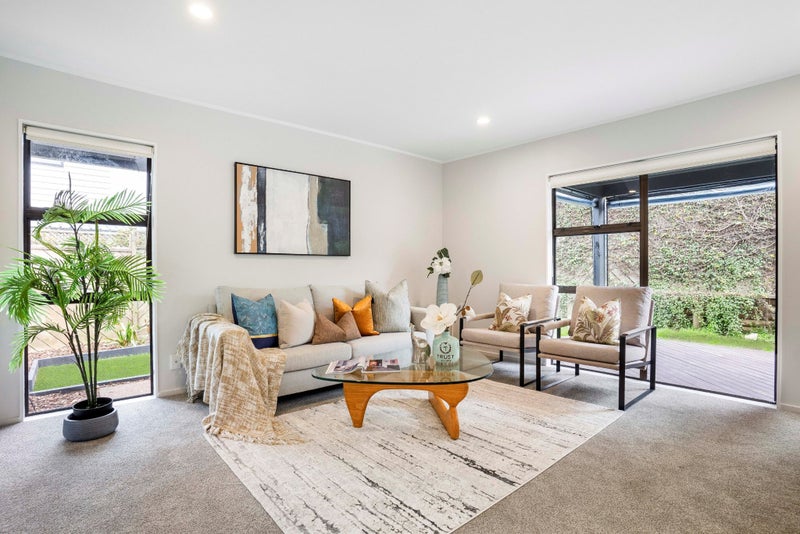 2/60 Hillcrest Avenue, Hillcrest, Auckland - Carousel 2