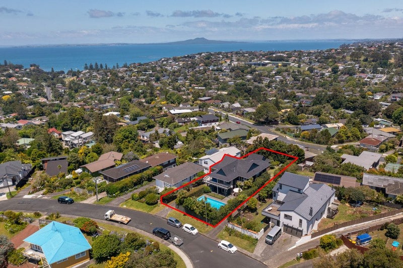 22 Summit Drive, Torbay, Auckland - Carousel 50