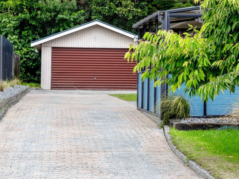 182 Jollie Street, Hokitika - Carousel 24