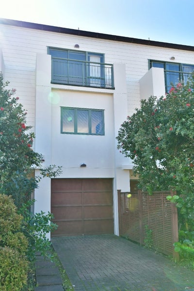 48 Waterside Crescent, Gulf Harbour, Whangaparaoa - Carousel 1