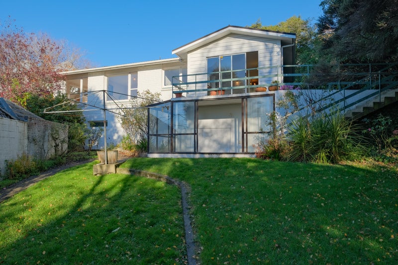 16 Drivers Road, Maori Hill, Dunedin - Carousel 1