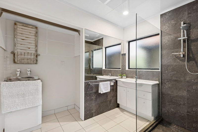 2/28 Waimea Road, Nelson South, Nelson - Carousel 10