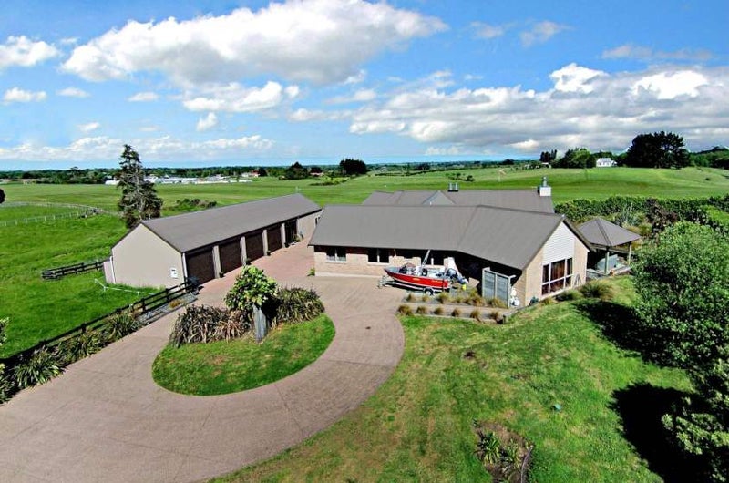 67 Old Barn Road, Papakura - Carousel 1