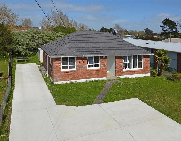 23 Clarkson Crescent, Otara, Auckland - Carousel 1