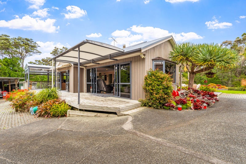 51 Athol Place, Algies Bay, Warkworth - Carousel 1