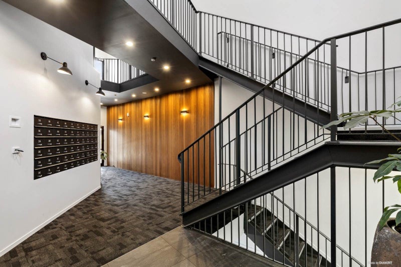 3J/6 Burgoyne Street, Grey Lynn, Auckland - Carousel 2