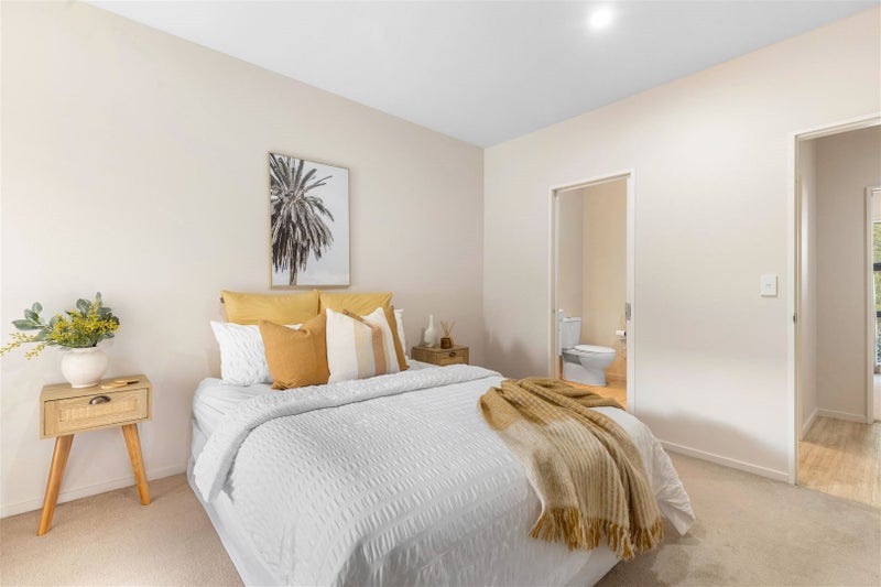 11C Clarence Street South, Addington, Christchurch - Carousel 17