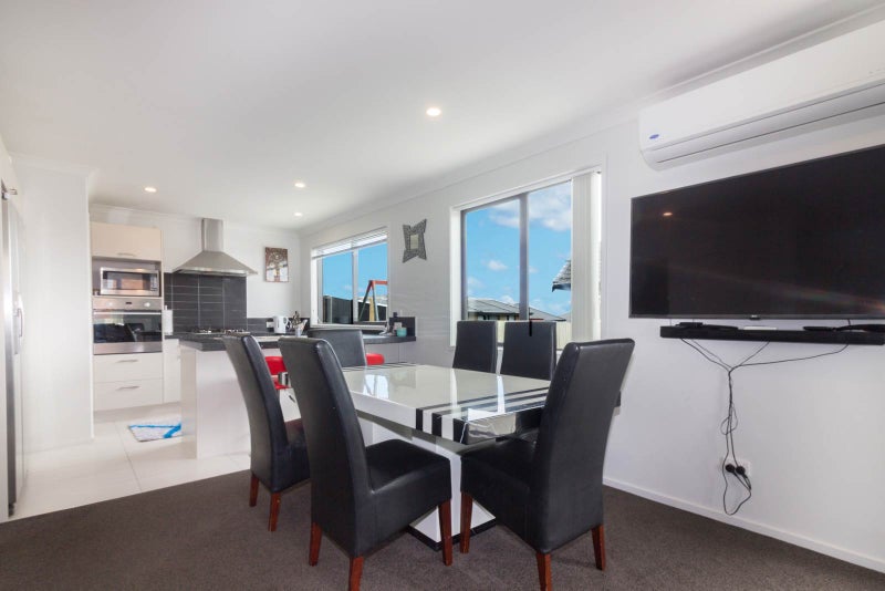 15 Pukaki Road, Mangere, Auckland - Carousel 2