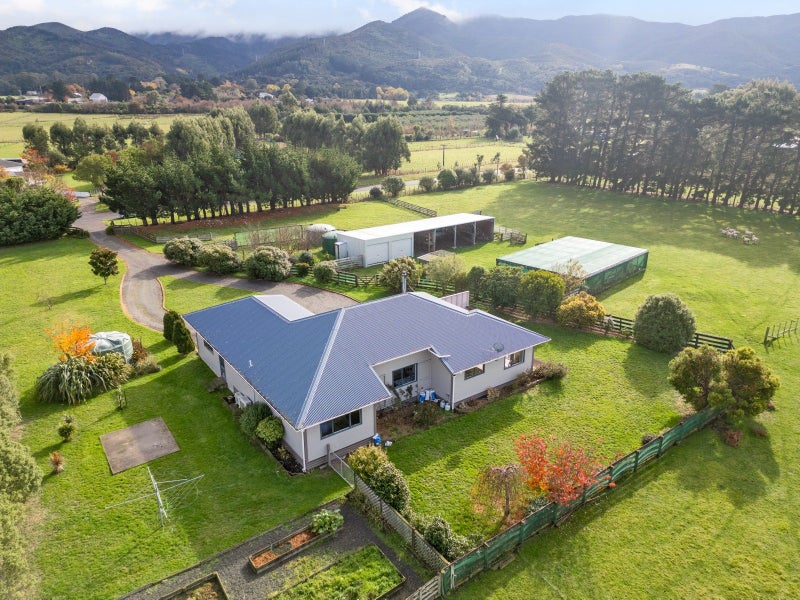 140 Boundary Road, Featherston - Carousel 2