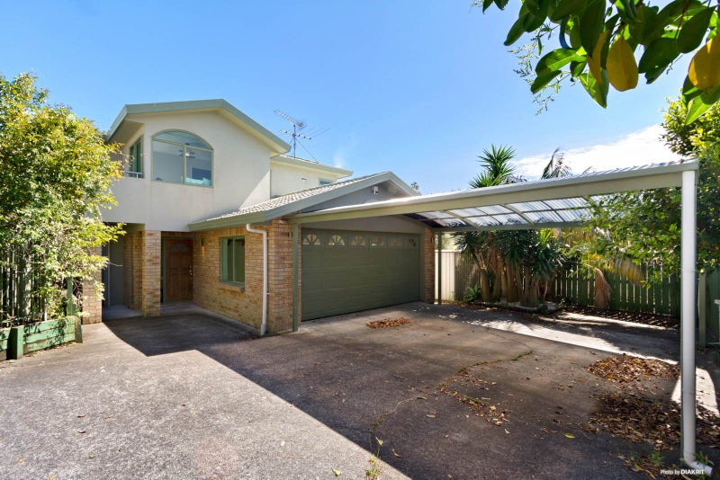 28A Felgrove Street, Glendene, Auckland - Carousel 1