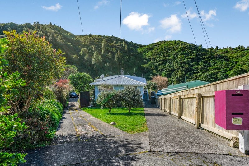 1/38 Foster Crescent, BELMONT, LOWER HUTT - Carousel 23
