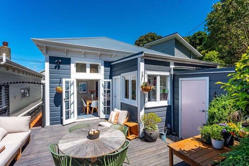 8 Henry Street, Kilbirnie, Wellington - Carousel 2