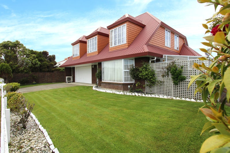 43 Moana Street, Rosedale, Invercargill - Carousel 1