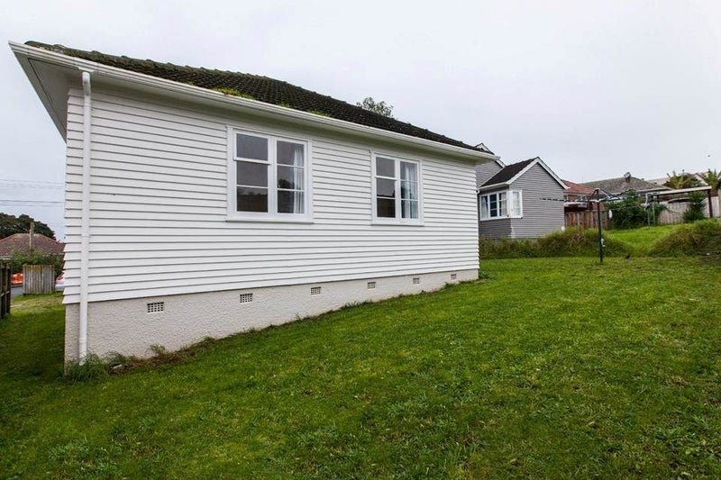65 Court Crescent, Panmure, Auckland - Carousel 17
