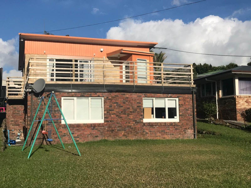 27 Highland Avenue, Titirangi, Auckland - Carousel 19