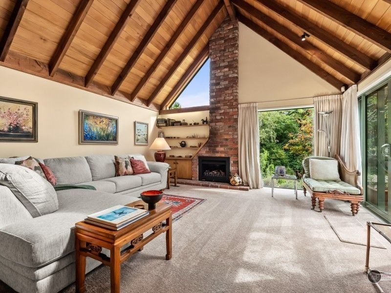 131 Kings Crescent, Hutt Central, Lower Hutt - Carousel 2