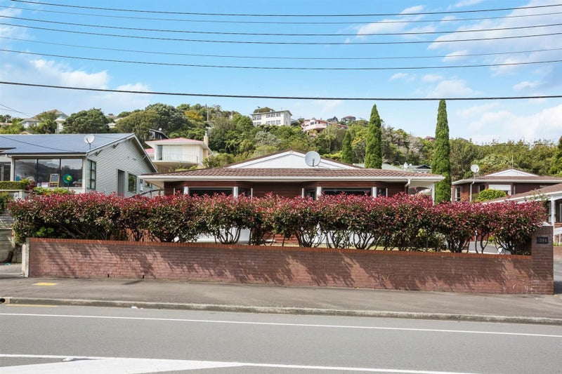391A KARORI RD, KARORI, WELLINGTON - Carousel 16