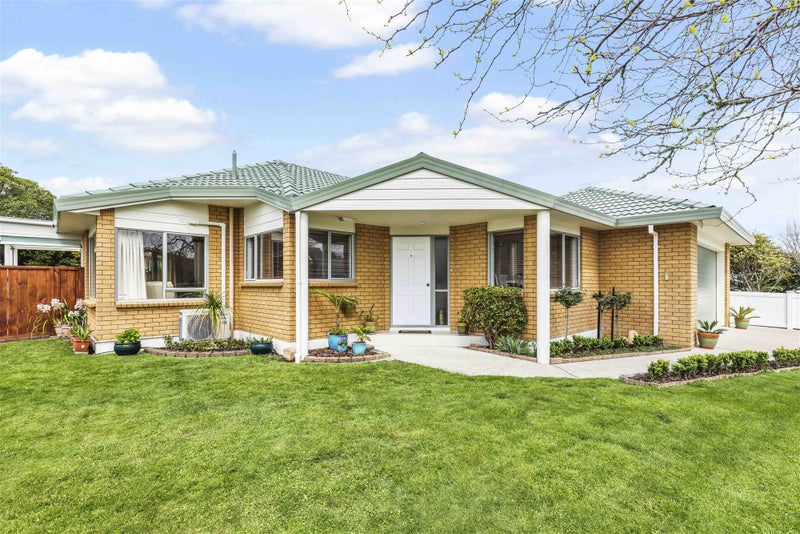 99 Endeavour Avenue, Flagstaff, Hamilton - Carousel 2