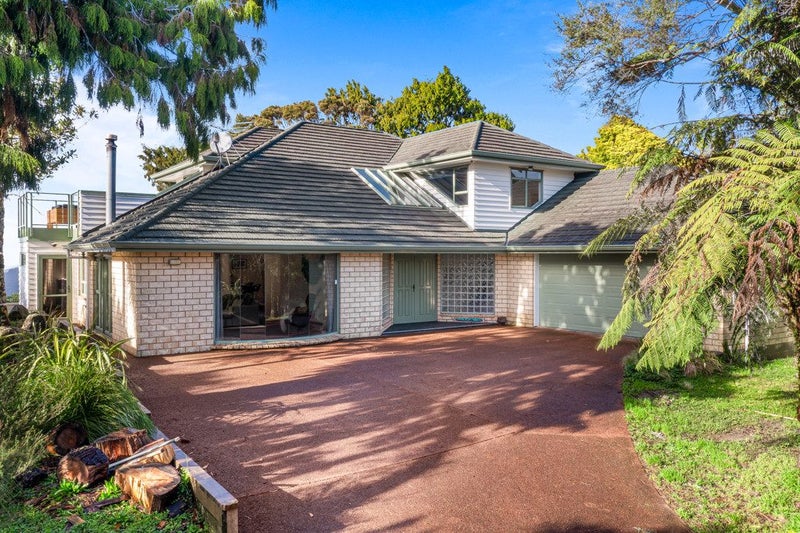 31 Turanga Road, Henderson Valley, Auckland - Carousel 1