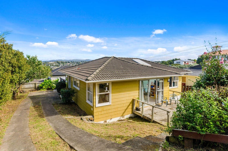 131 Royal Road, Massey, Auckland - Carousel 1