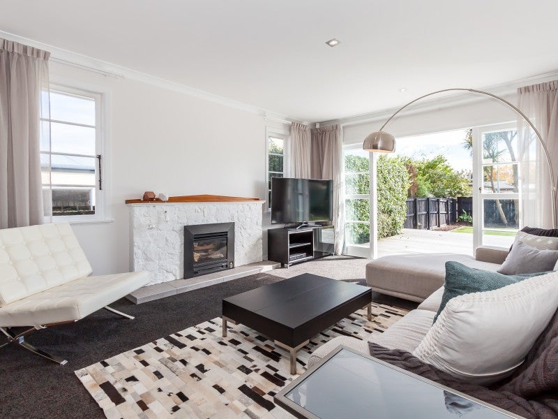10 Saint Albans Avenue, Hokowhitu, Palmerston North - Carousel 2