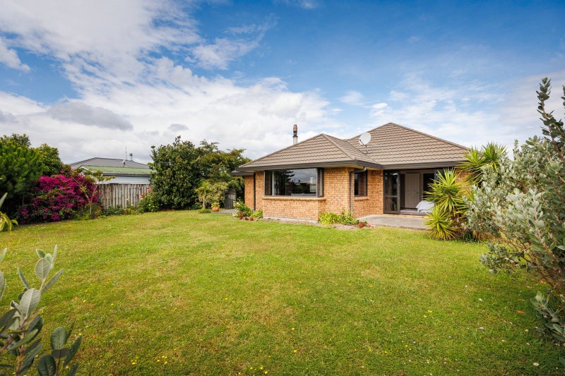 31 Charles Cross Street, Longburn, Palmerston North - Carousel 17