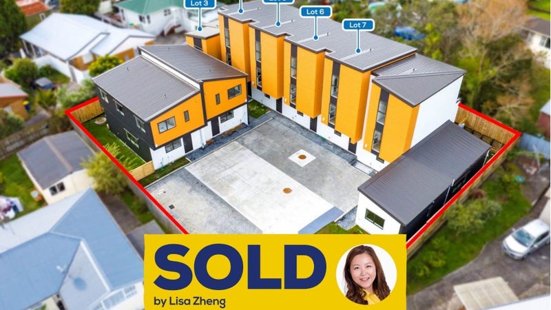 3/10 Orchid Place, Te Atatu South, Auckland - Carousel 1