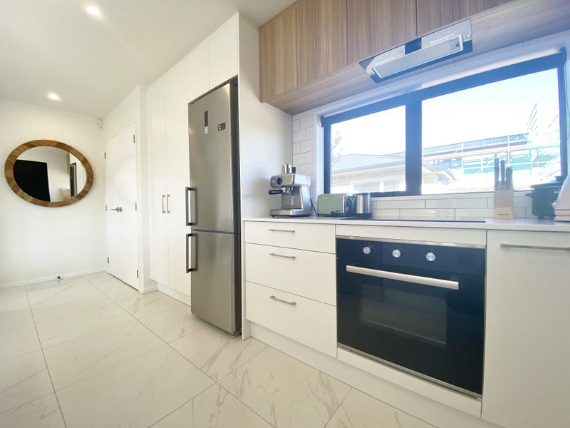 1/124 Milton Street, Somerfield, Christchurch - Carousel 2