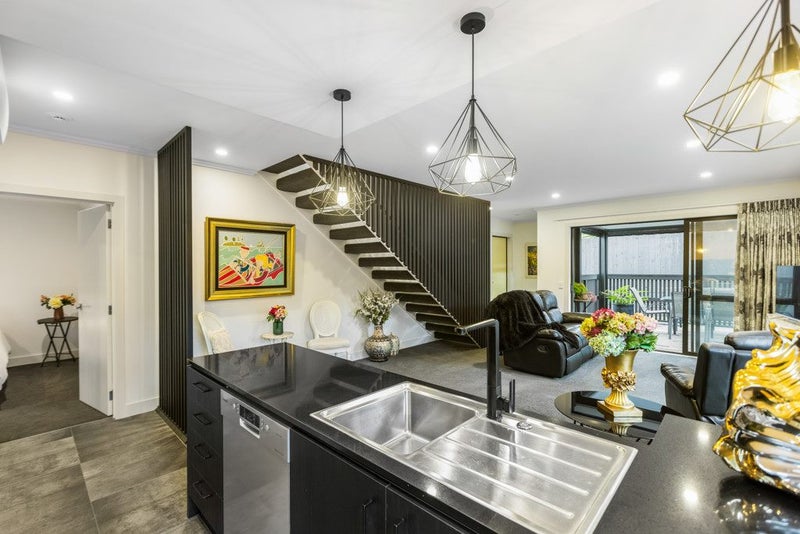 122D Moore Street, Howick, Auckland - Carousel 1