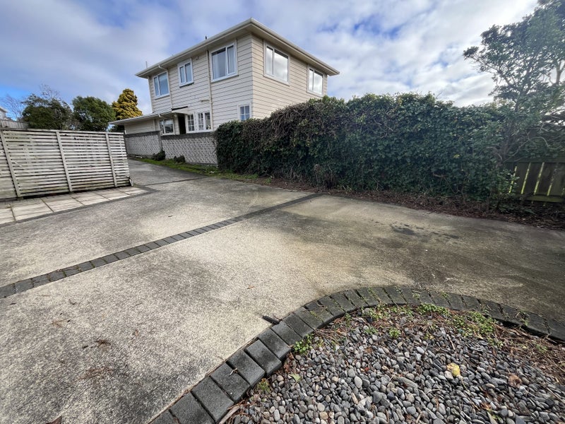 29 Maple Grove, Kingston, Wellington - Carousel 16