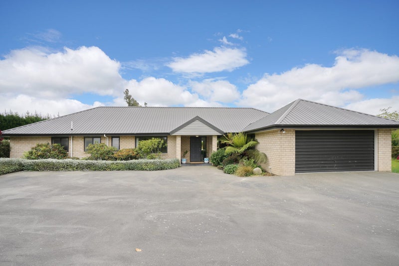 19 Winnie Vine Place, Leeston - Carousel 2