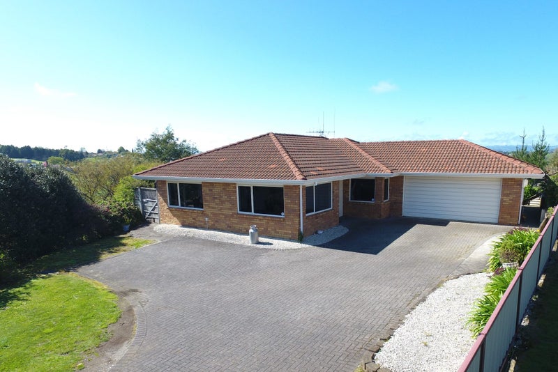 38 Gradara Avenue, Otorohanga - Carousel 2