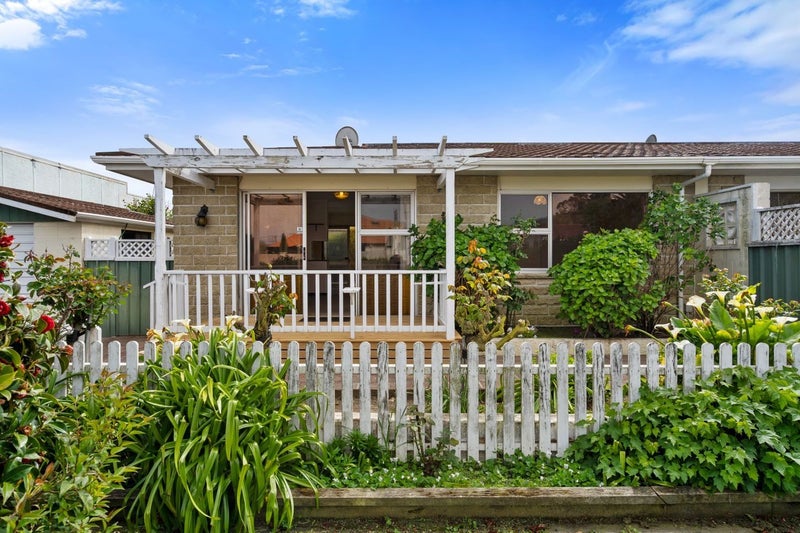 1/11 Rui Street, Tahunanui, Nelson - Carousel 2
