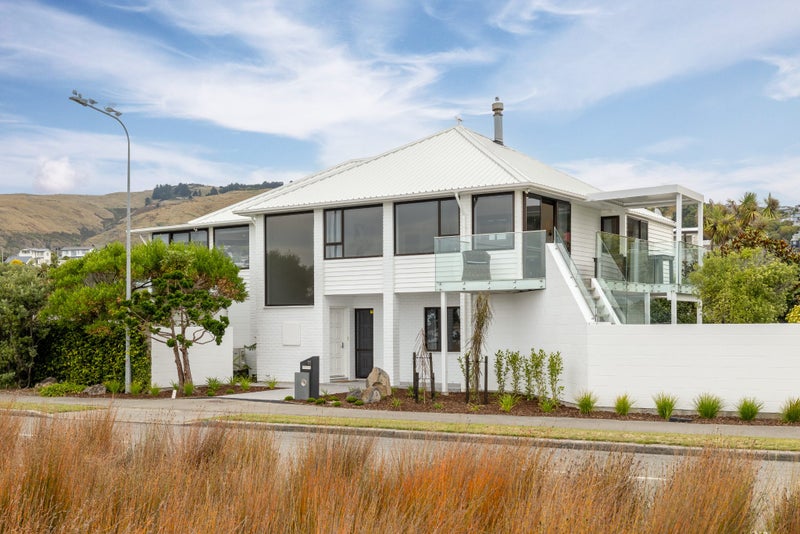 11 Beachville Road, Redcliffs, Christchurch - Carousel 1