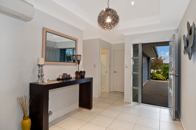 10 Reka Street, Parklands, Christchurch - Carousel 2