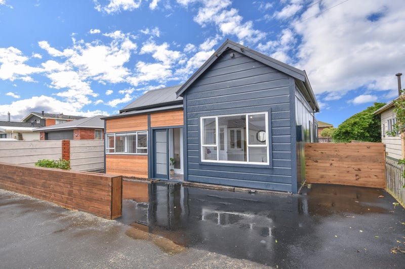 13 De Carle Street, Saint Kilda, Dunedin - Carousel 1