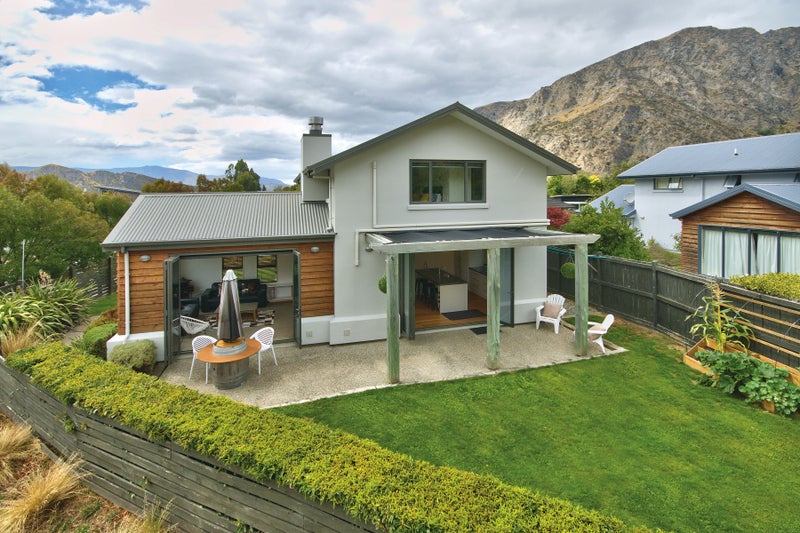 2A Amber Close, Arthurs Point, Queenstown - Carousel 1