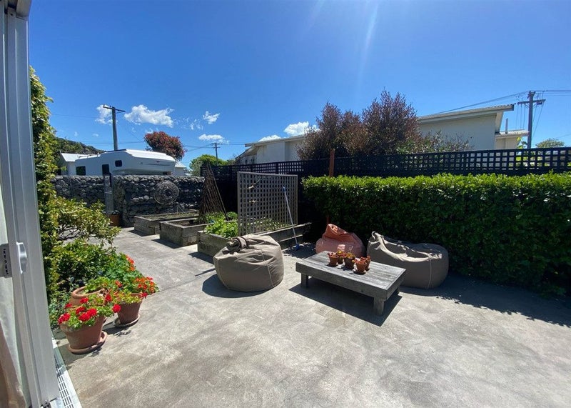 3 van Asch Street, Sumner, Christchurch - Carousel 17