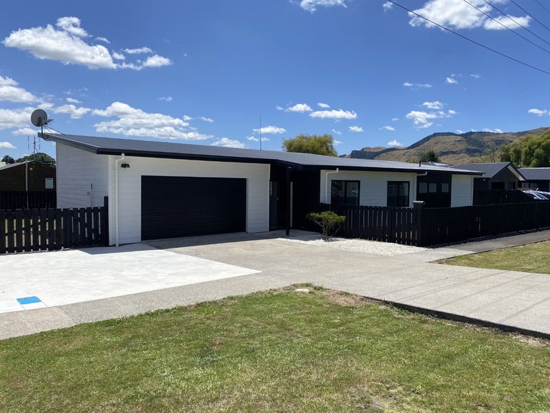 28 Corbett Street, Paeroa, Paeroa - Carousel 1