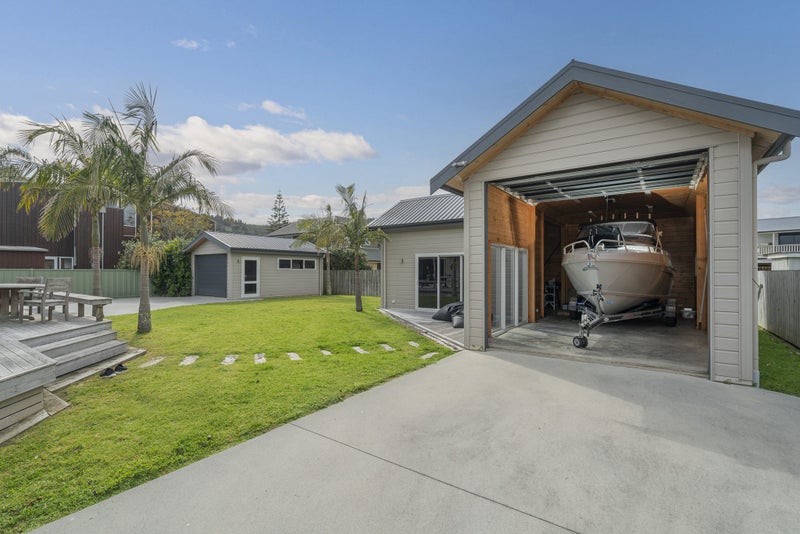 102 Bond Road, Whangamata - Carousel 19