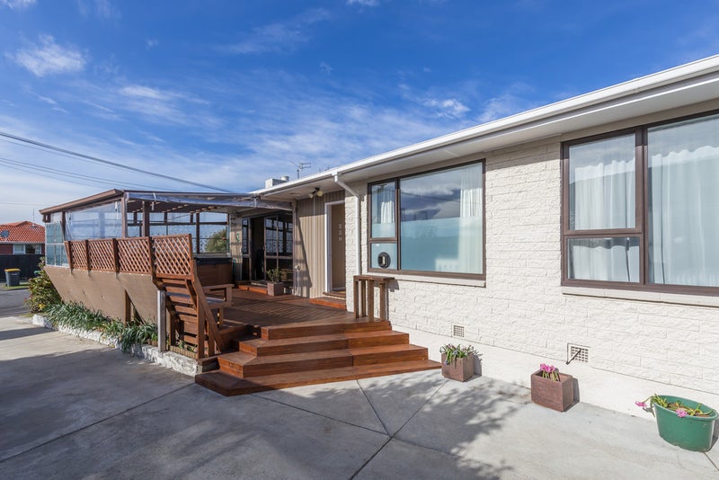 46 Wingate Street, Redwood, Christchurch - Carousel 2