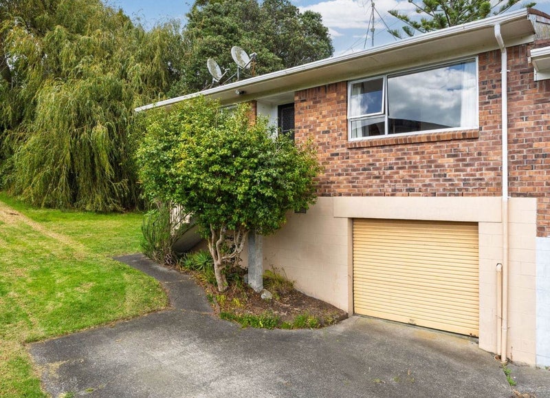 2/80 Peach Road, Glenfield, Auckland - Carousel 2