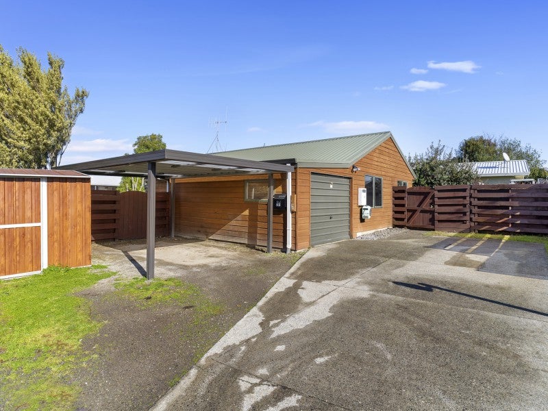8B College Place, Poike, Tauranga - Carousel 1