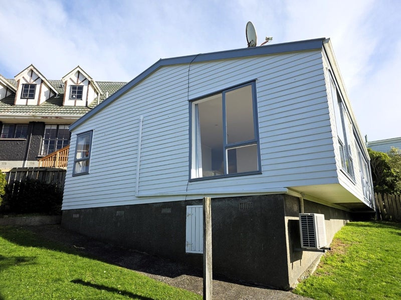 64A Rajkot Terrace, Broadmeadows, Wellington - Carousel 2