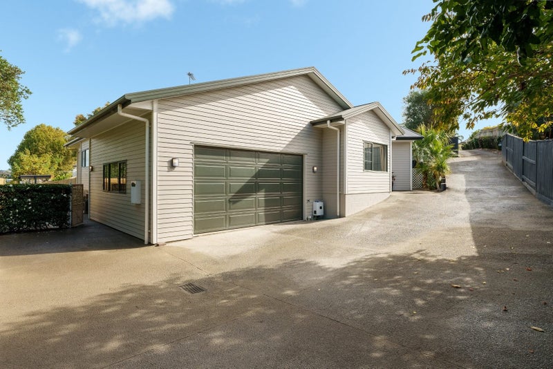 25 Wakefield Drive, Bethlehem, Tauranga - Carousel 2